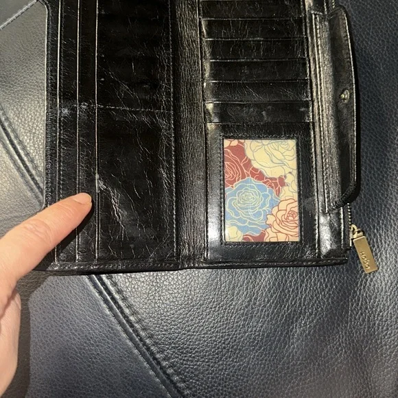 HOBO Black Leather Wallet - Picture 8 of 10